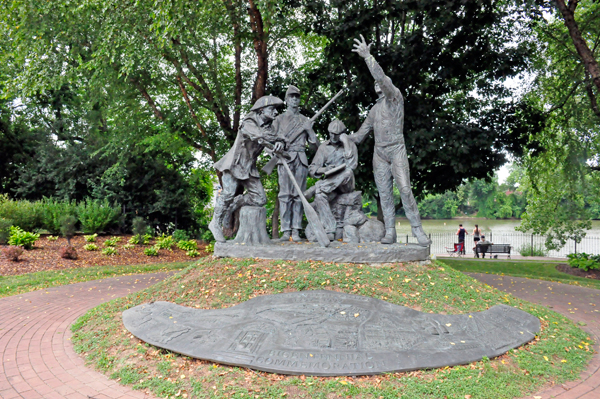 Bicentennial Commemoration sculpture